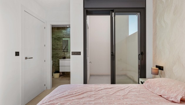 Reventa - Chalet Independiente - Ciudad Quesada - Costa Blanca