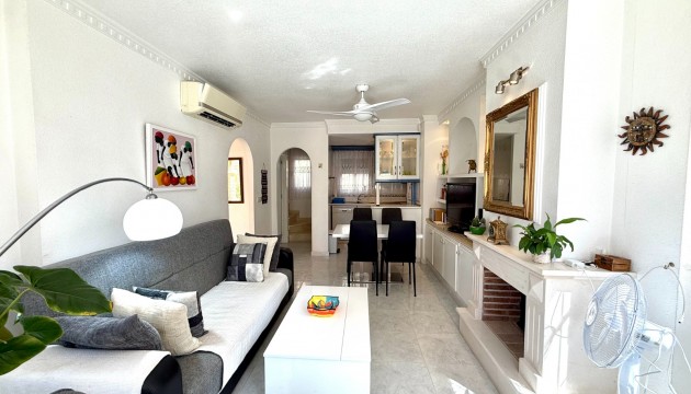 Resale - Detached Villa - Orihuela Costa - Villamartín