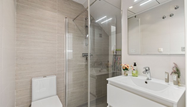 Resale - Townhouse - Torrevieja