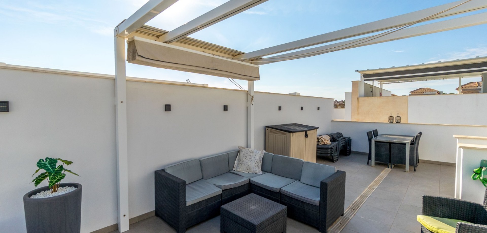 House in Villamartin - Image 5