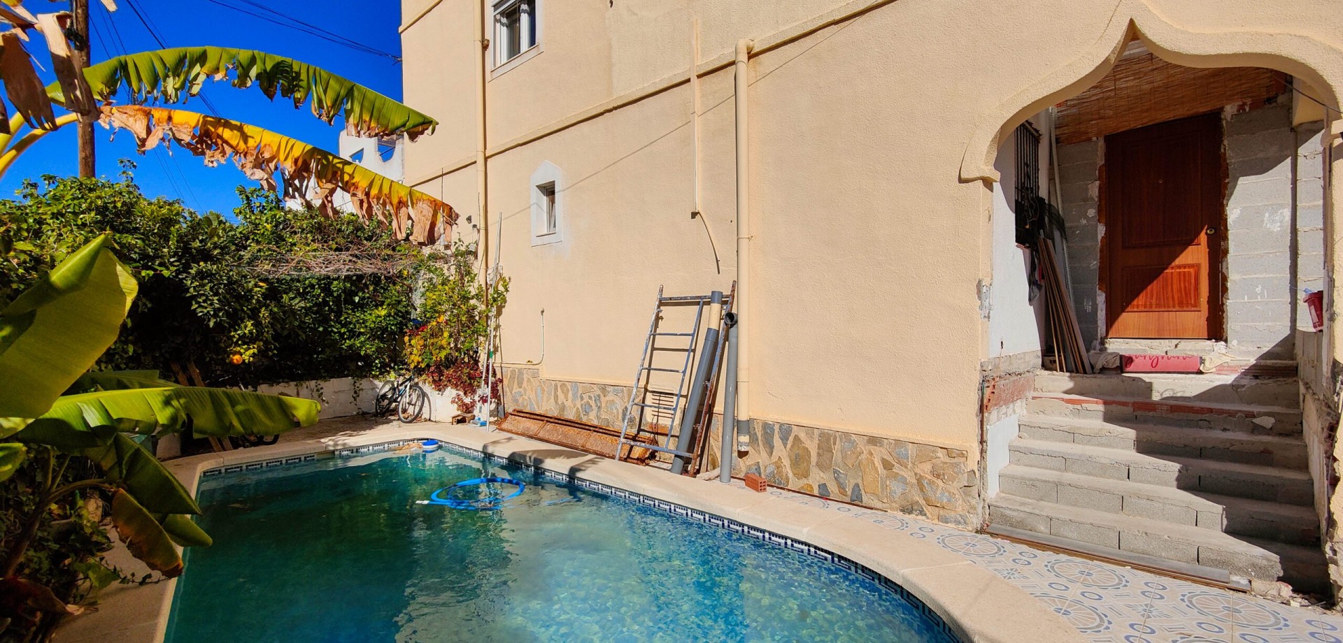 House in San Miguel de Salinas - Image 3