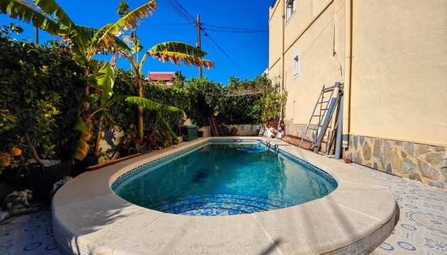 Resale - Townhouse - San Miguel de Salinas