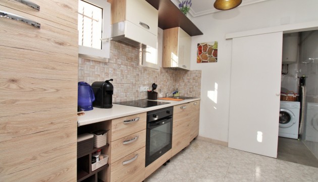 Resale - Apartment - Orihuela Costa - Playa Flamenca