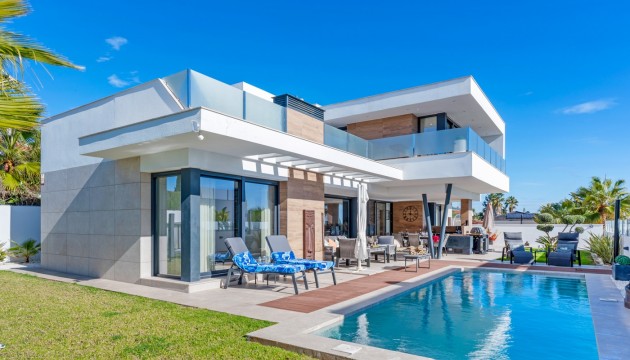 Videresalg - Detached Villa - Ciudad Quesada