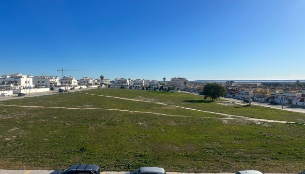 Resale - Apartment - Orihuela - Vistabella Golf