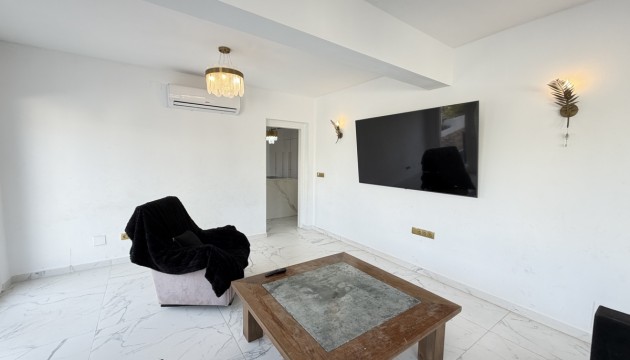 Resale - Detached Villa - Orihuela Costa - Villamartín