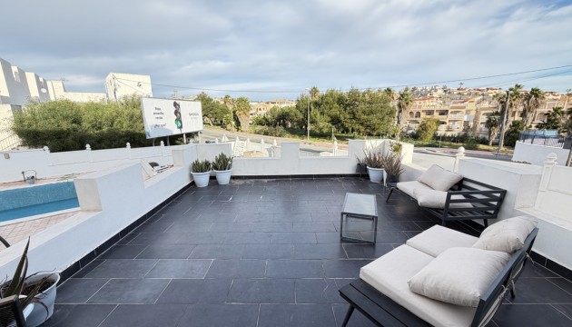 Resale - Detached Villa - Orihuela Costa - Villamartín