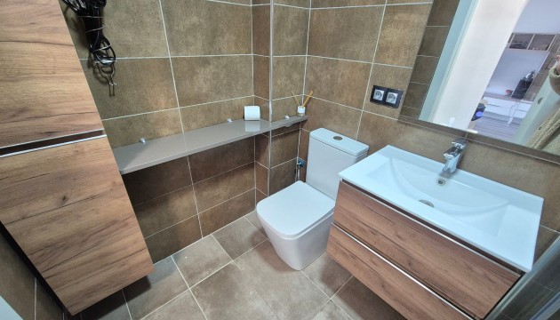 Resale - Apartment - Orihuela Costa - La Florida