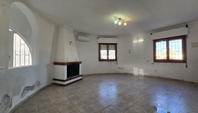 Resale - Detached Villa - Torrevieja - El Chaparal