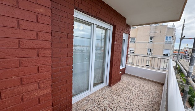 Resale - Apartment - Orihuela Costa - Punta Prima