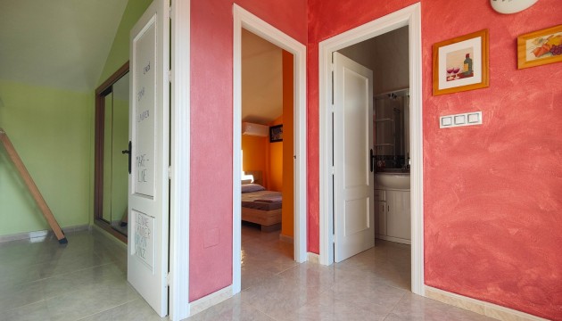 Reventa - Chalet Independiente - Guardamar del Segura