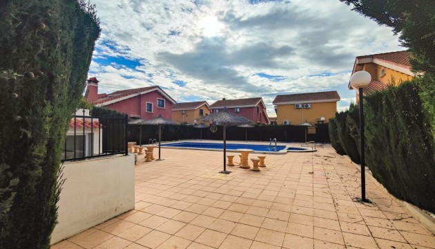 Reventa - Chalet Independiente - Guardamar del Segura