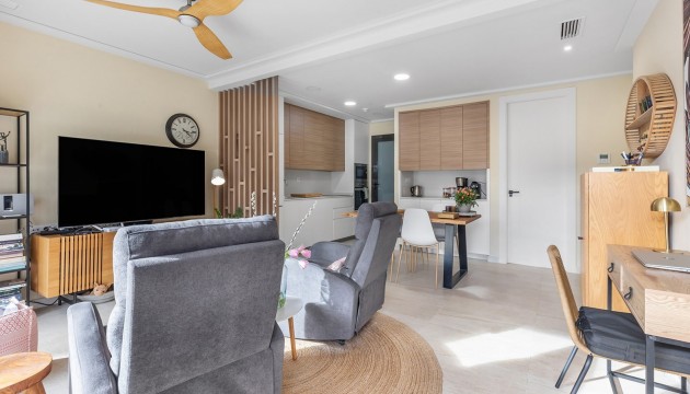 Resale - Apartment - Torrevieja - Torrelamata - La Mata