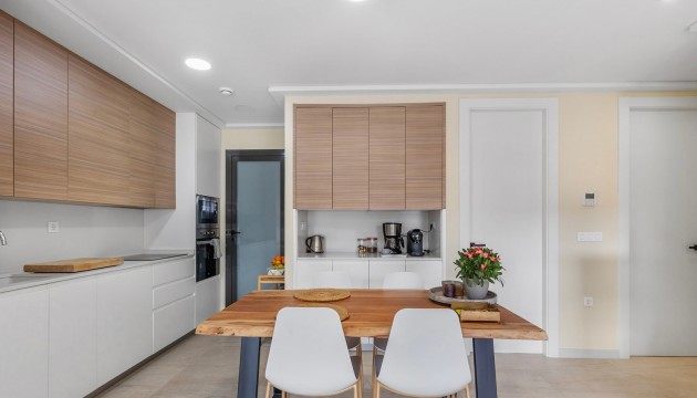 Resale - Apartment - Torrevieja - Torrelamata - La Mata