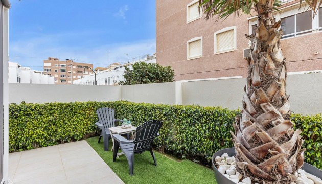 Resale - Apartment - Torrevieja - Torrelamata - La Mata
