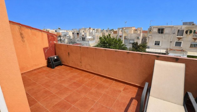 Resale - Bungalow - Torrevieja - La Siesta - El Salado -  Torreta