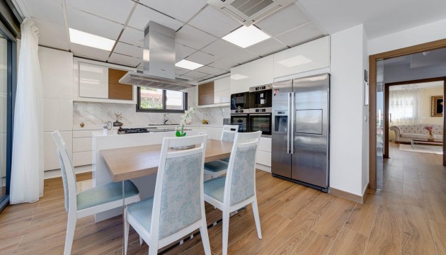 Resale - Detached Villa - Torrevieja - Los Balcones - Los Altos del Edén