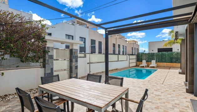 Herverkoop - Detached Villa - Ciudad Quesada