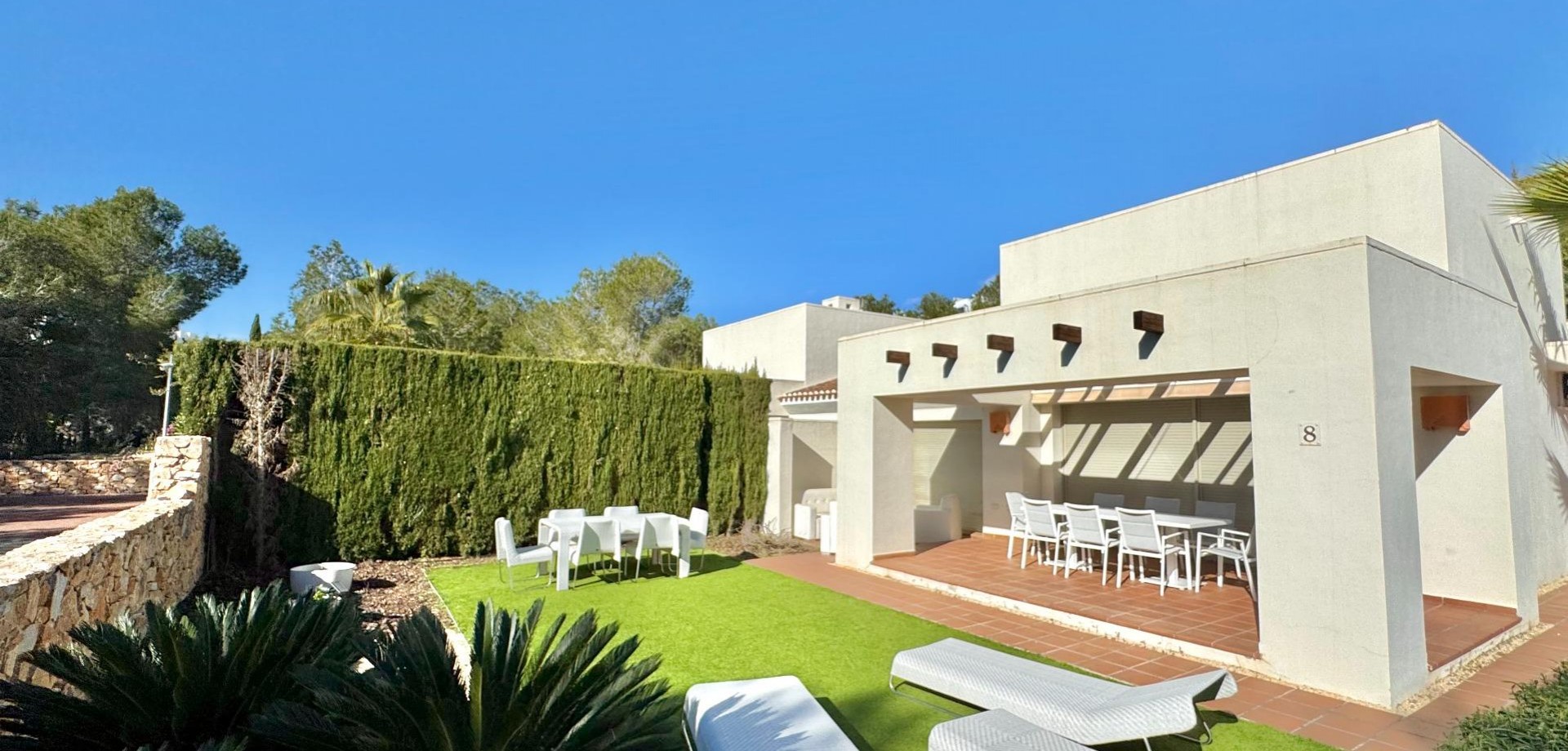 House in San Miguel de Salinas - view 1