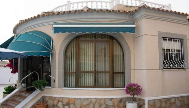 Resale - Detached Villa - Torrevieja