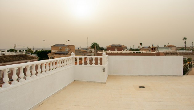 Resale - Detached Villa - Torrevieja