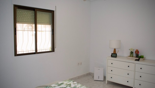 Resale - Detached Villa - Torrevieja