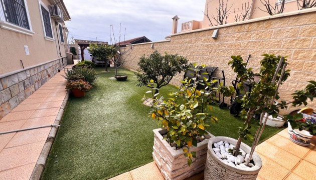 Videresalg - Rekkehus - Torrevieja