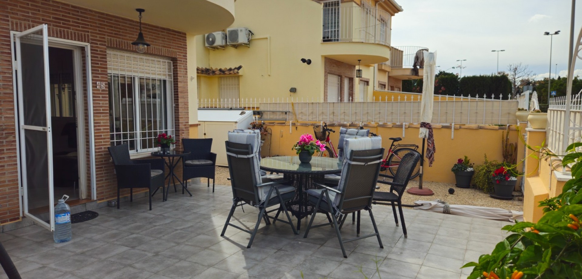House in Villamartin - Image 3