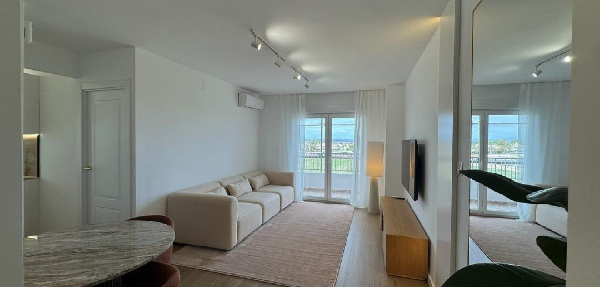 Apartment in Punta Prima - view 1