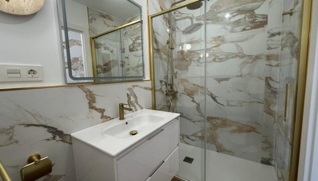 Resale - Apartment - Torrevieja - Punta Prima