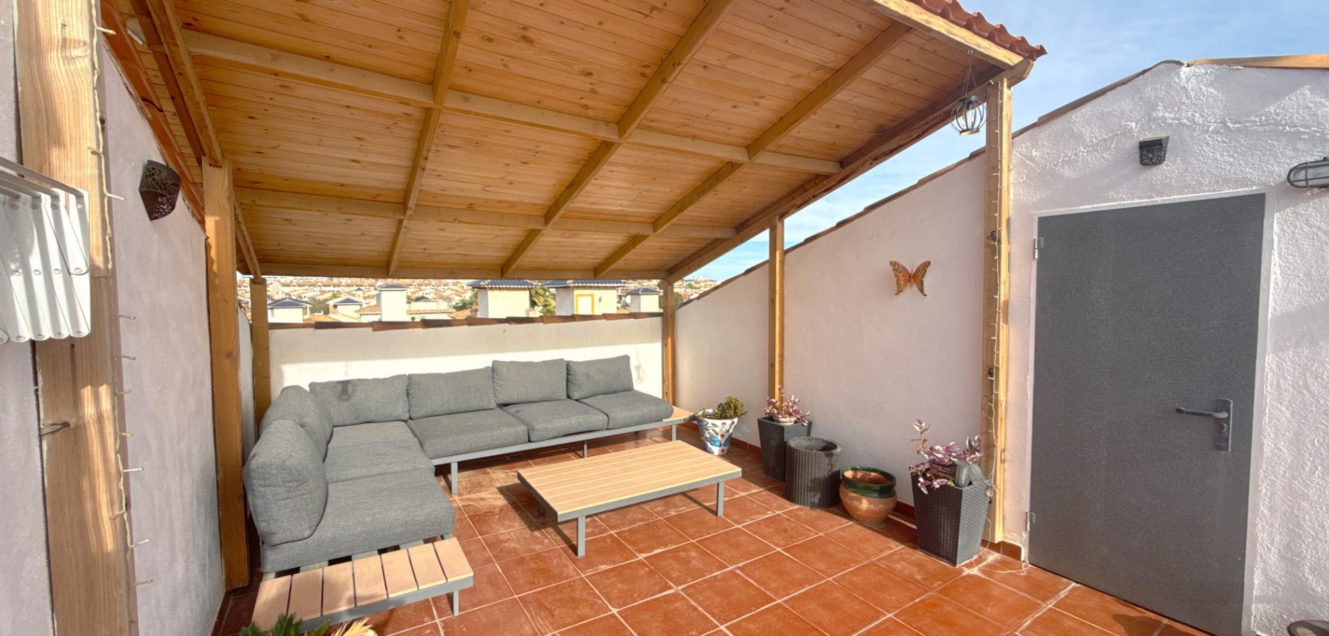 Apartment in Cabo Roig - Image 3