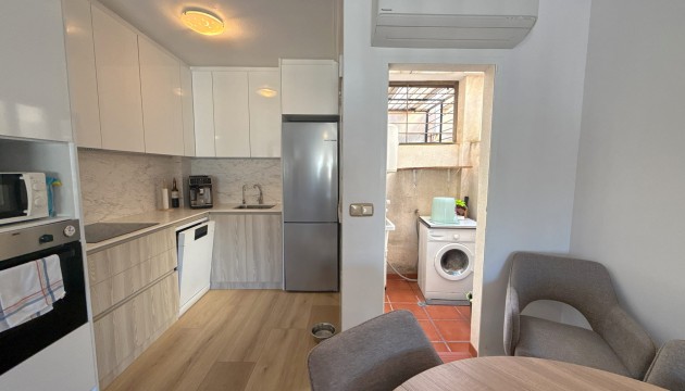 Resale - Bungalow - Orihuela Costa - Cabo Roig