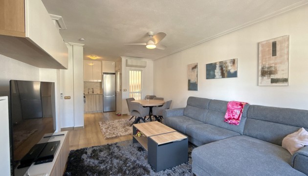 Resale - Bungalow - Orihuela Costa - Cabo Roig