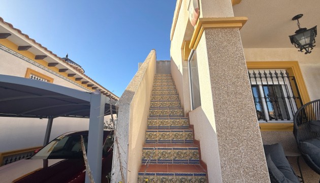 Resale - Bungalow - Orihuela Costa - Cabo Roig