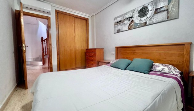 Resale - Bungalow - Pilar de la Horadada - Mil Palmeras