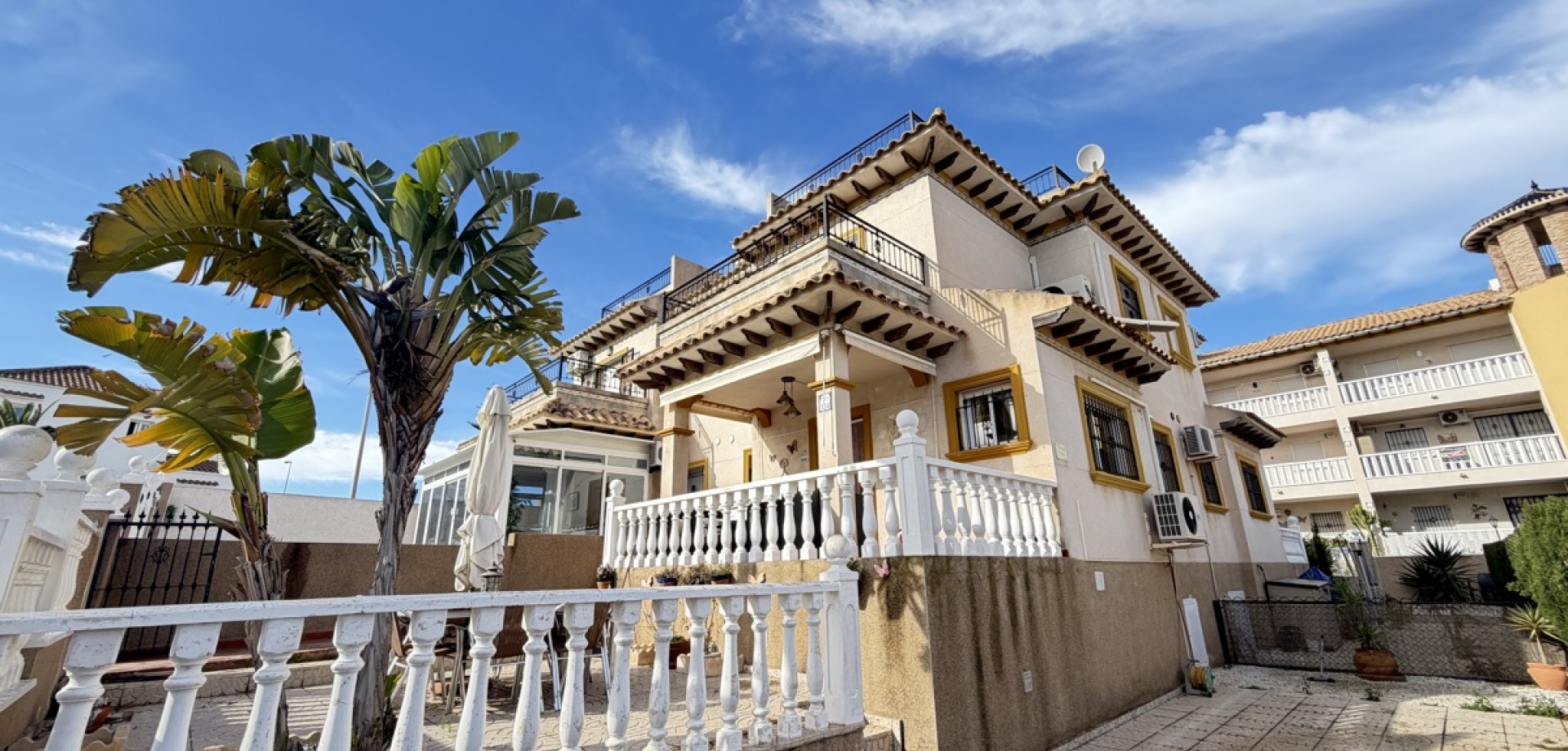 House in Villamartin - Image 2