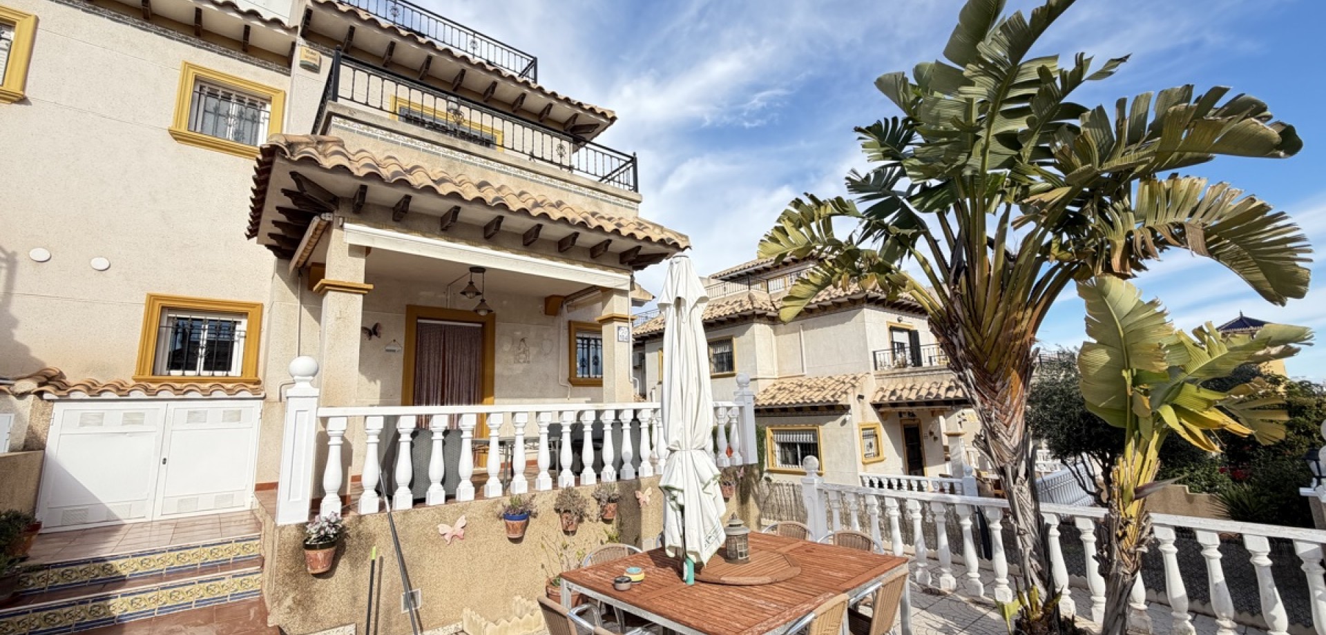 House in Villamartin - Image 3