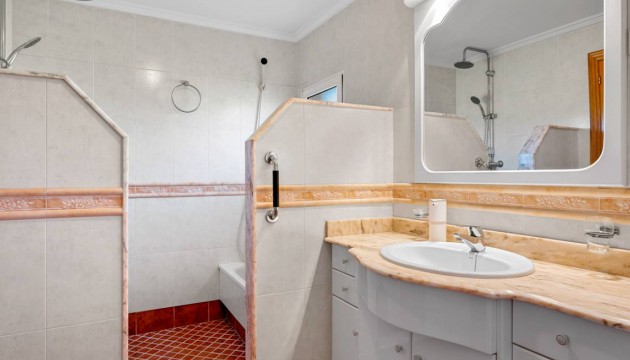 Resale - Country House - Los Montesinos