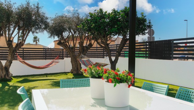 Resale - Townhouse - Torrevieja - Nueva Torrevieja - Aguas Nuevas