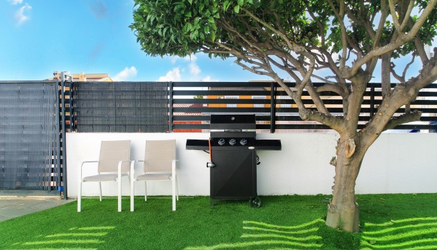 Resale - Townhouse - Torrevieja - Nueva Torrevieja - Aguas Nuevas