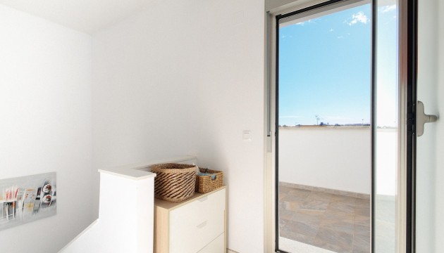 Resale - Townhouse - Torrevieja - Nueva Torrevieja - Aguas Nuevas