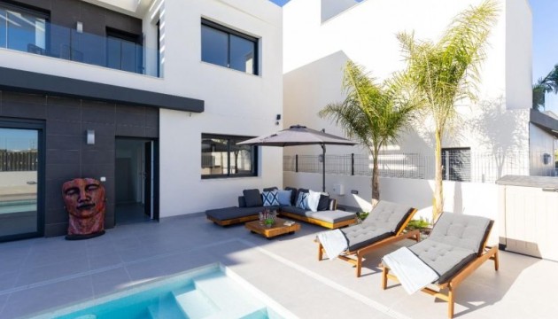 Перепродажа - отдельная вилла - Algorfa