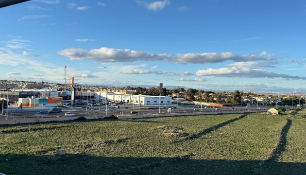 Resale - Apartment - Torrevieja - Punta Prima