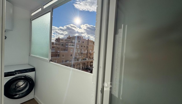 Resale - Apartment - Torrevieja - Punta Prima