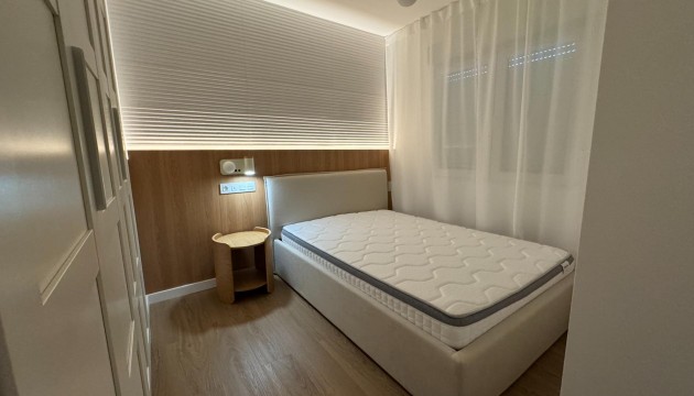 Resale - Apartment - Torrevieja - Punta Prima