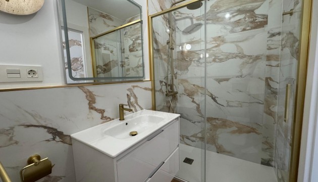 Resale - Apartment - Torrevieja - Punta Prima