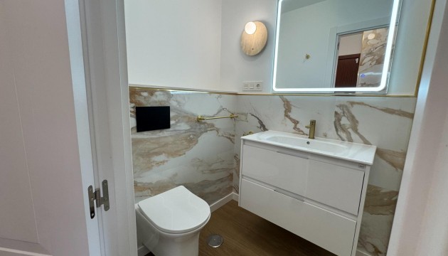 Resale - Apartment - Torrevieja - Punta Prima