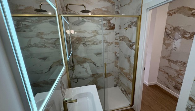 Resale - Apartment - Torrevieja - Punta Prima