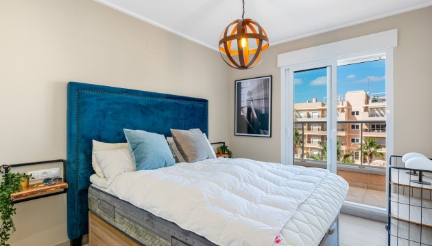 Resale - Apartment - Orihuela Costa - Los Dolses