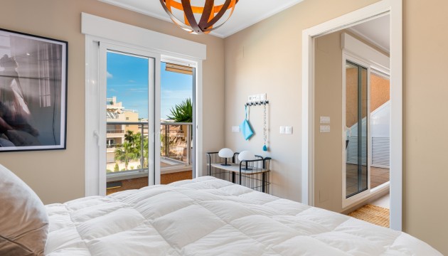 Resale - Apartment - Orihuela Costa - Los Dolses